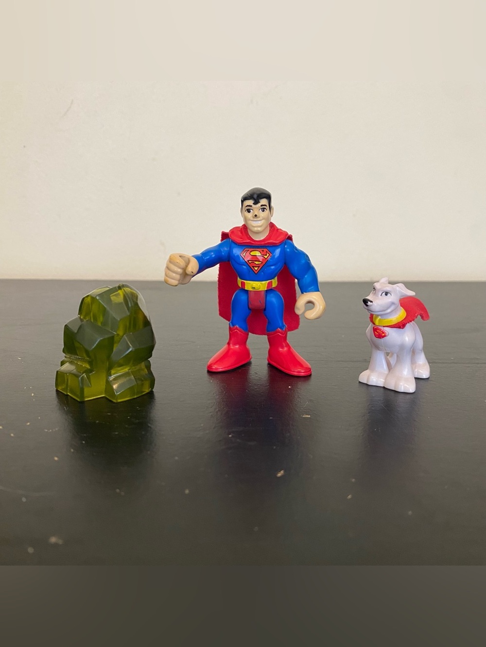 Fisher-Price Imaginext DC Super Friends Superman Krypto Hero Dog Kryptonite Toys